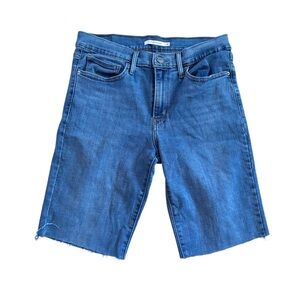 Levi’s Slimming Straight Jeans Cut Off Shorts Size 30